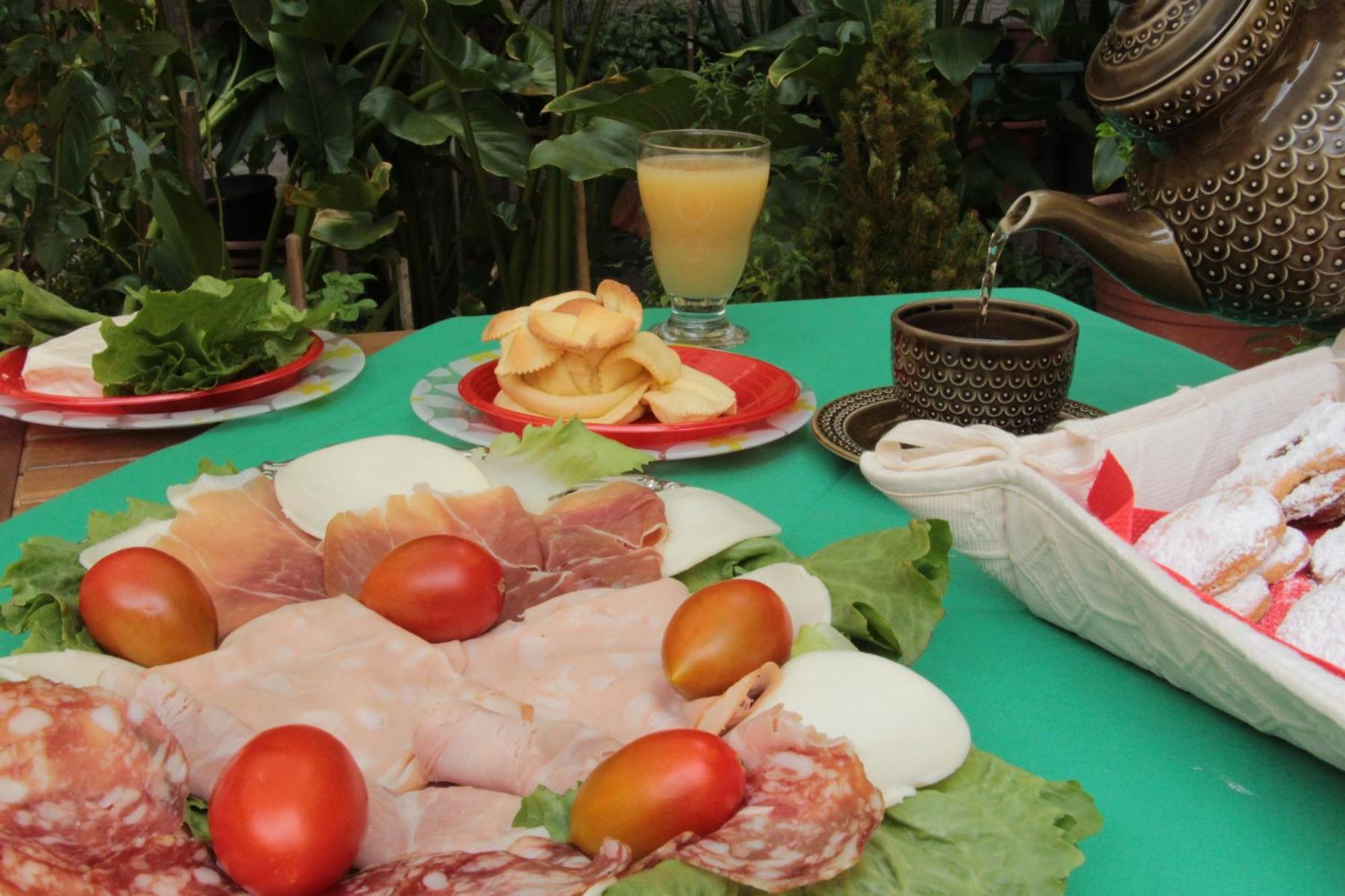 Bed and Breakfast Fiori E Limoni Quartucciu Exterior foto