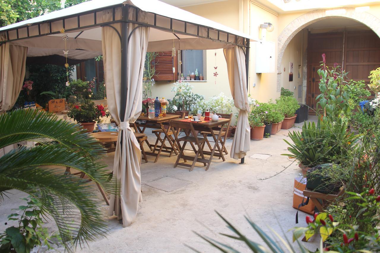Bed and Breakfast Fiori E Limoni Quartucciu Exterior foto
