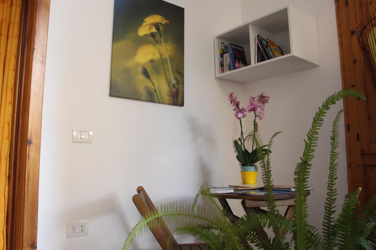 Bed and Breakfast Fiori E Limoni Quartucciu Exterior foto